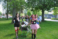 Reportagefoto fra sidste skoledag i Grenaa - bragt i Århus Stiftstidende